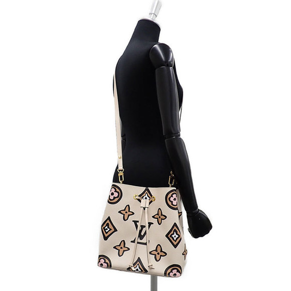 Louis Vuitton Wild At Heart Neo Noe Shoulder Bag Beige Black - Picture 9 of 9